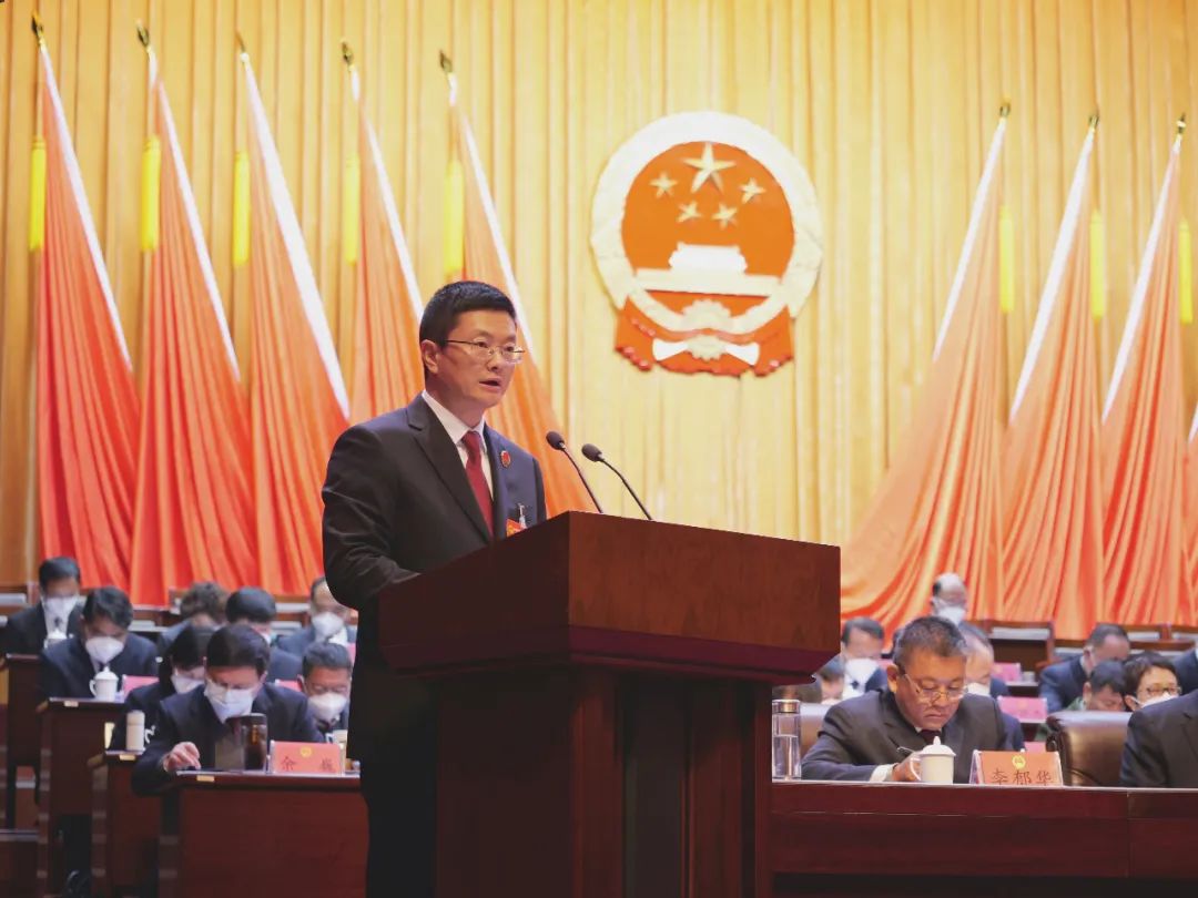 崔庆林在完美365体育官方网站_365bet在线开户_beat365登录平台第十五届人民代表大会第三次会议上作检察工作报告
